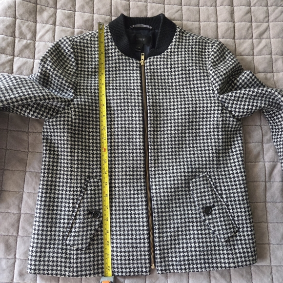 J Crew Size XS Black White Houndstooth Wool Bomber Zip Jacket - Picture 3 of 7